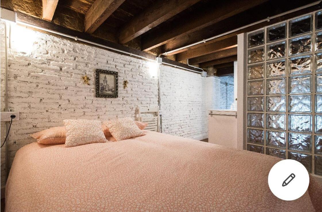 Airbhouse Private Rooms & Apartments Sevilla Exteriér fotografie