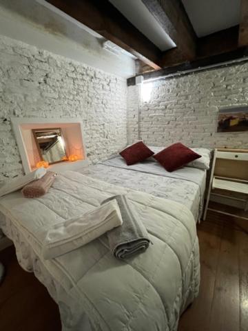 Airbhouse Private Rooms & Apartments Sevilla Pokoj fotografie